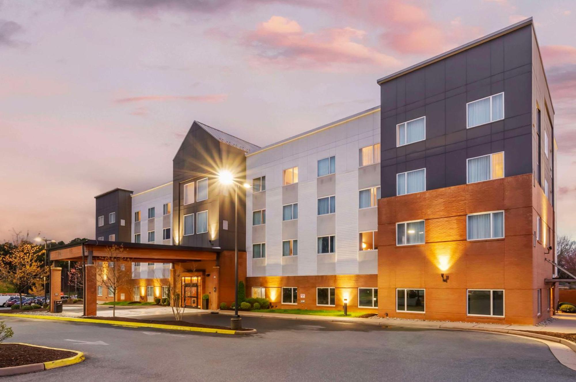 Country Inn & Suites By Radisson, Charlottesville-Uva, Va Eksteriør bilde