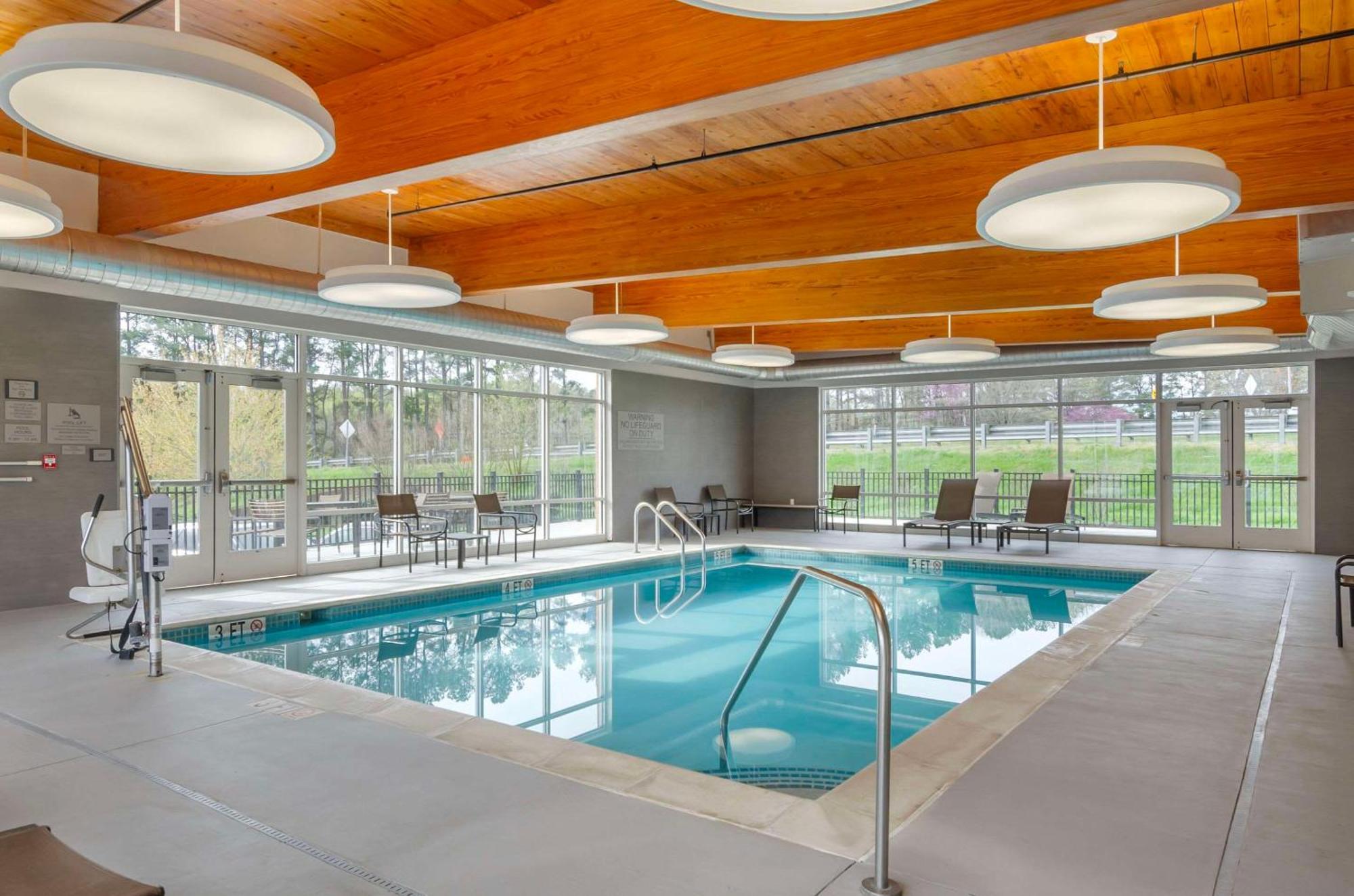 Country Inn & Suites By Radisson, Charlottesville-Uva, Va Eksteriør bilde